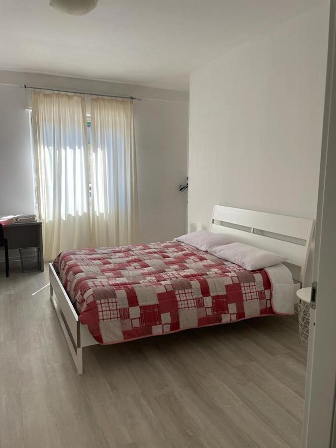 קליארי La Terrazza Apartment מראה חיצוני תמונה