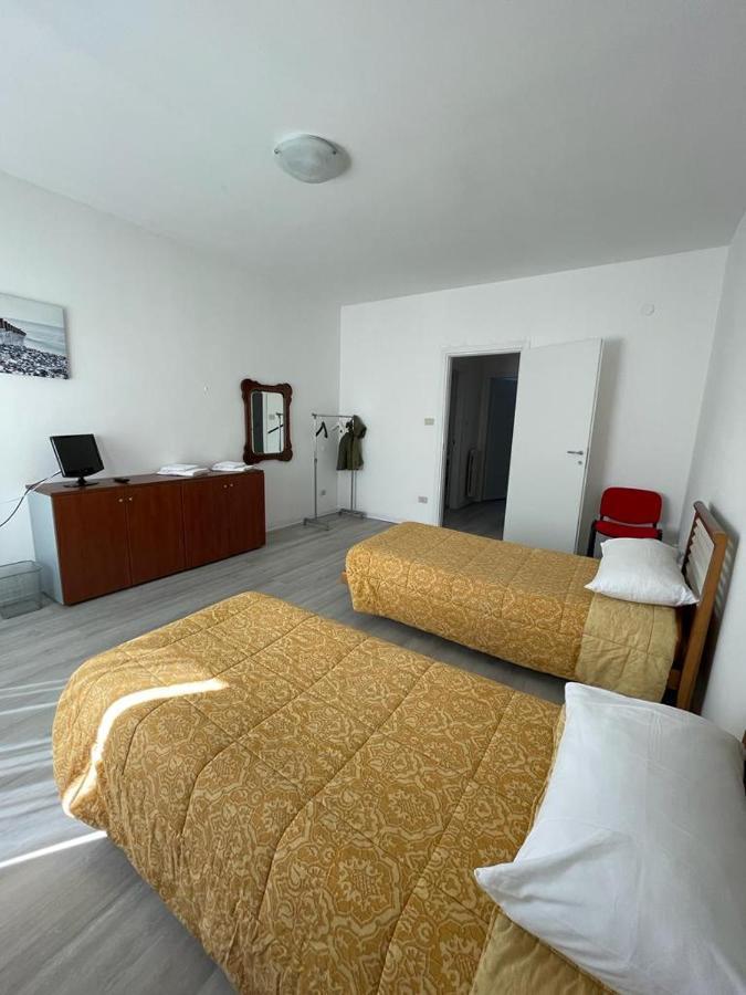 קליארי La Terrazza Apartment מראה חיצוני תמונה
