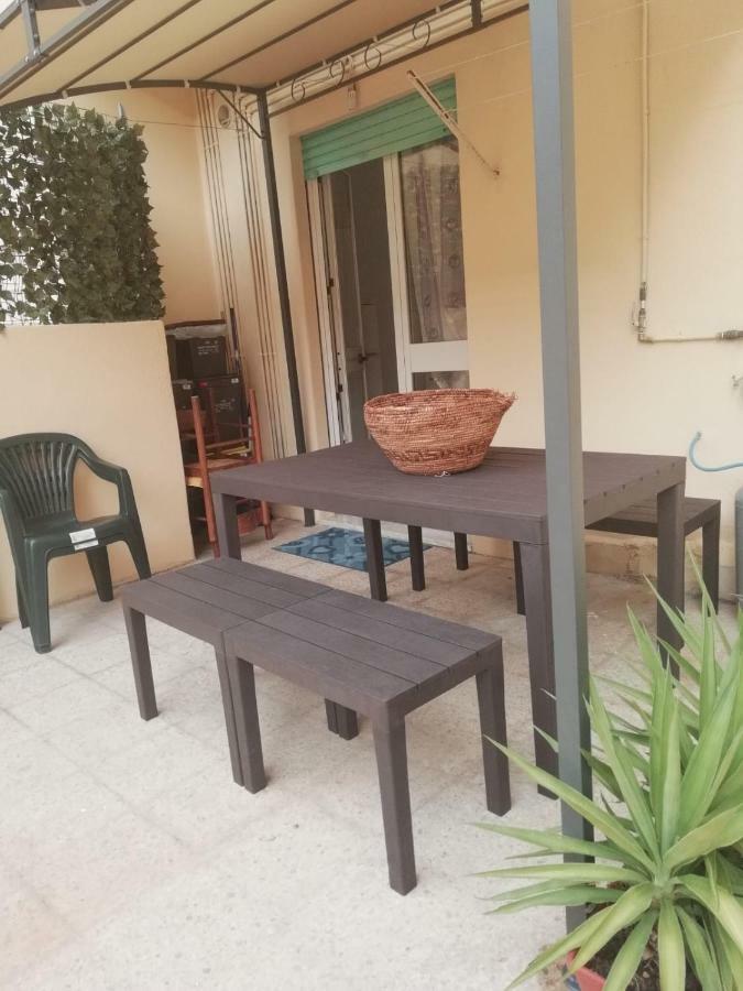 קליארי La Terrazza Apartment מראה חיצוני תמונה